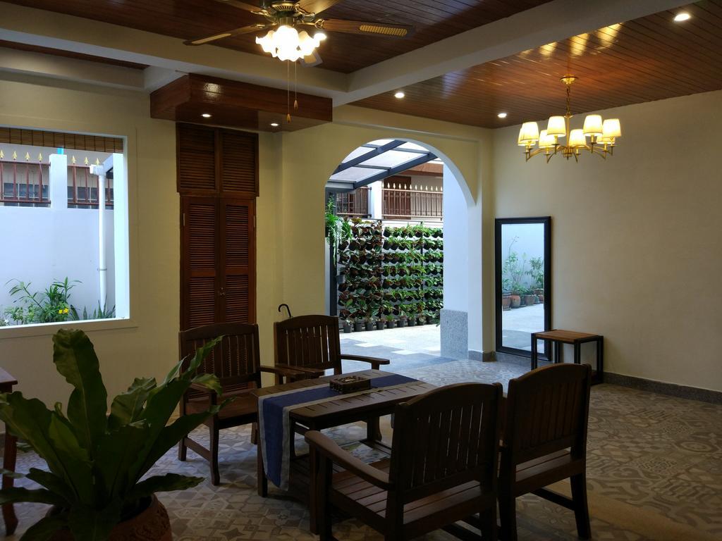 Celosia Chiang Mai Hotel Exterior photo