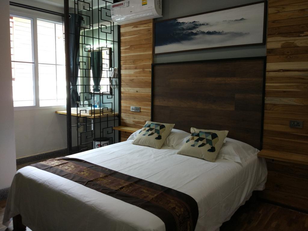 Celosia Chiang Mai Hotel Exterior photo